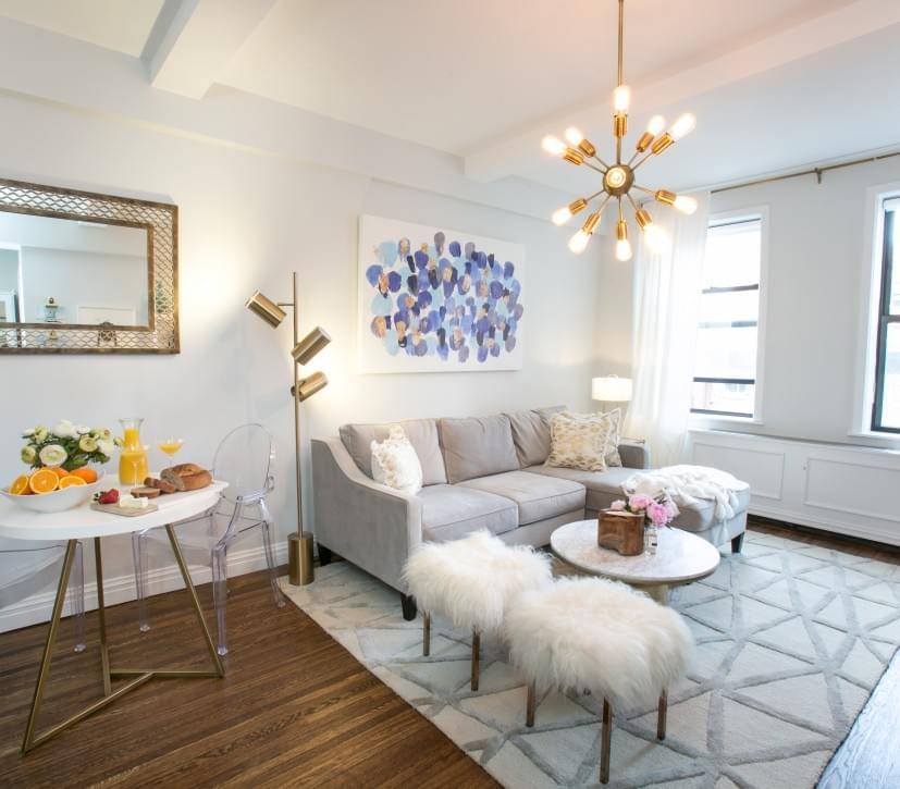 No Fee 2 Beds/2 Baths in Luxury Amenity Filled Lincoln Square Building/W/D in Unit and Private Terrace!!