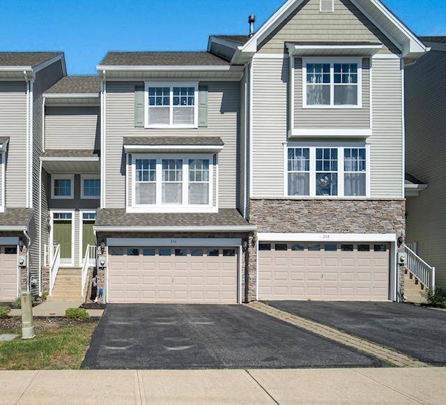Welcome to 206 Hawthorn Way, a beautifully maintained 3 bedroom, 2.