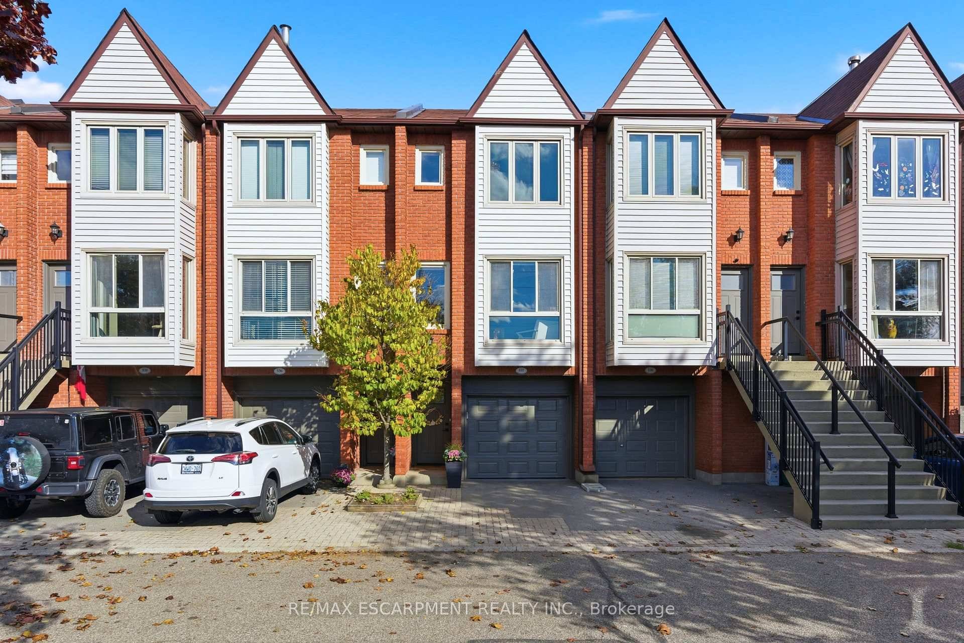 Discover this beautifully updated 2 bedroom, 2 bath, condo townhome in one of Burlington's most desirable communities.