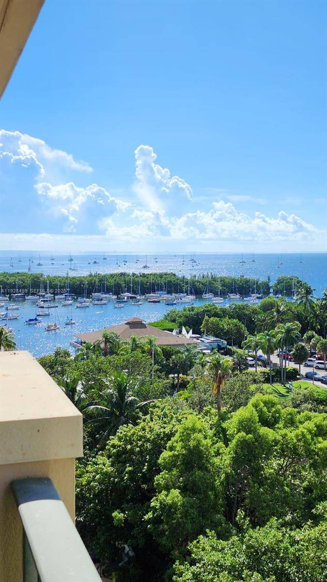 Welcome to the iconic Mutiny in the heart of Coconut Grove.