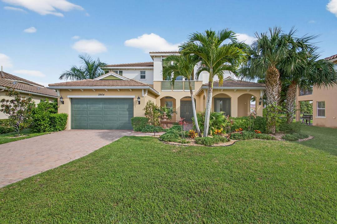 Resort Style South Florida Living 5BR 4.