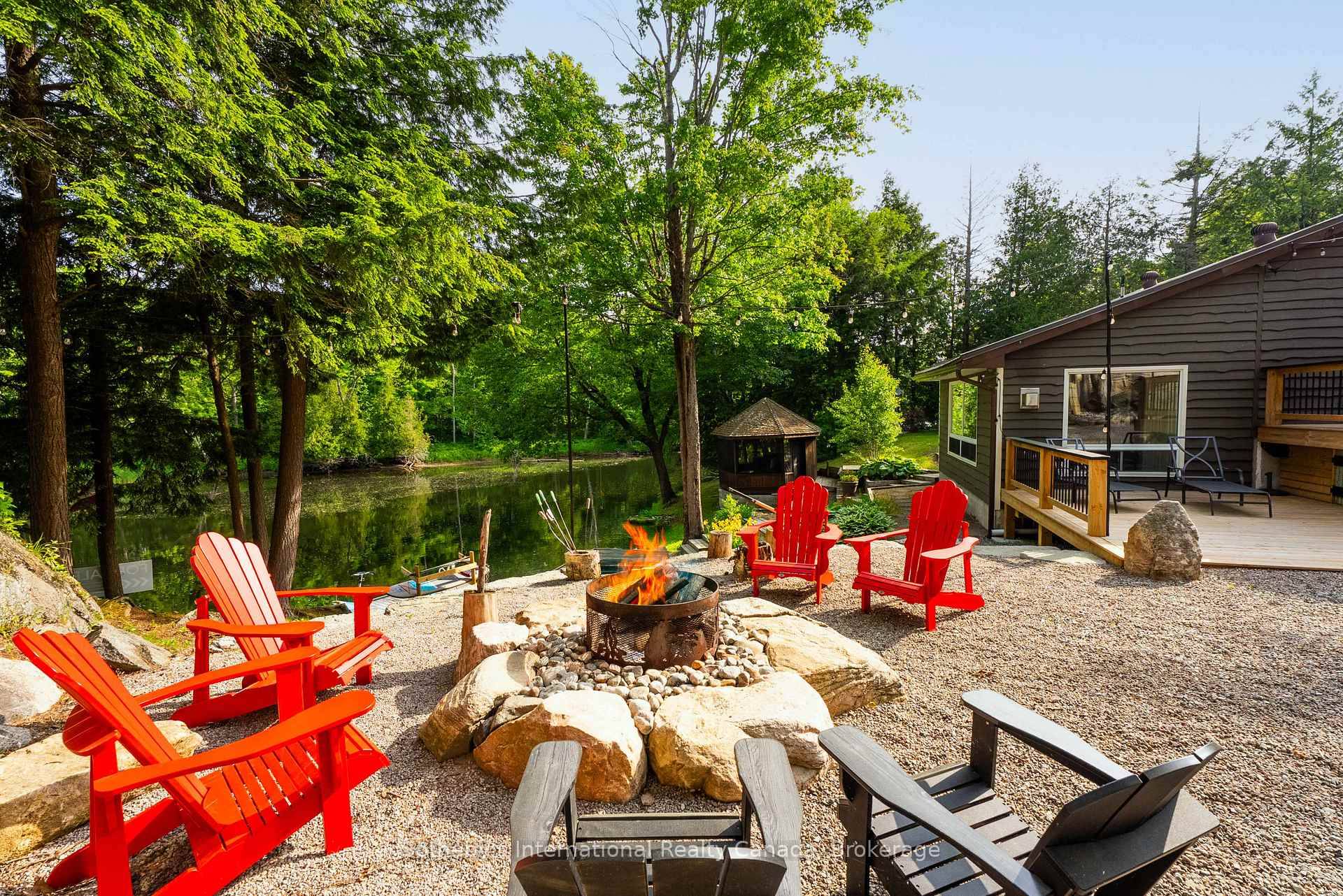TRENT SEVERN WATERWAY access with incredible PRIVACY !