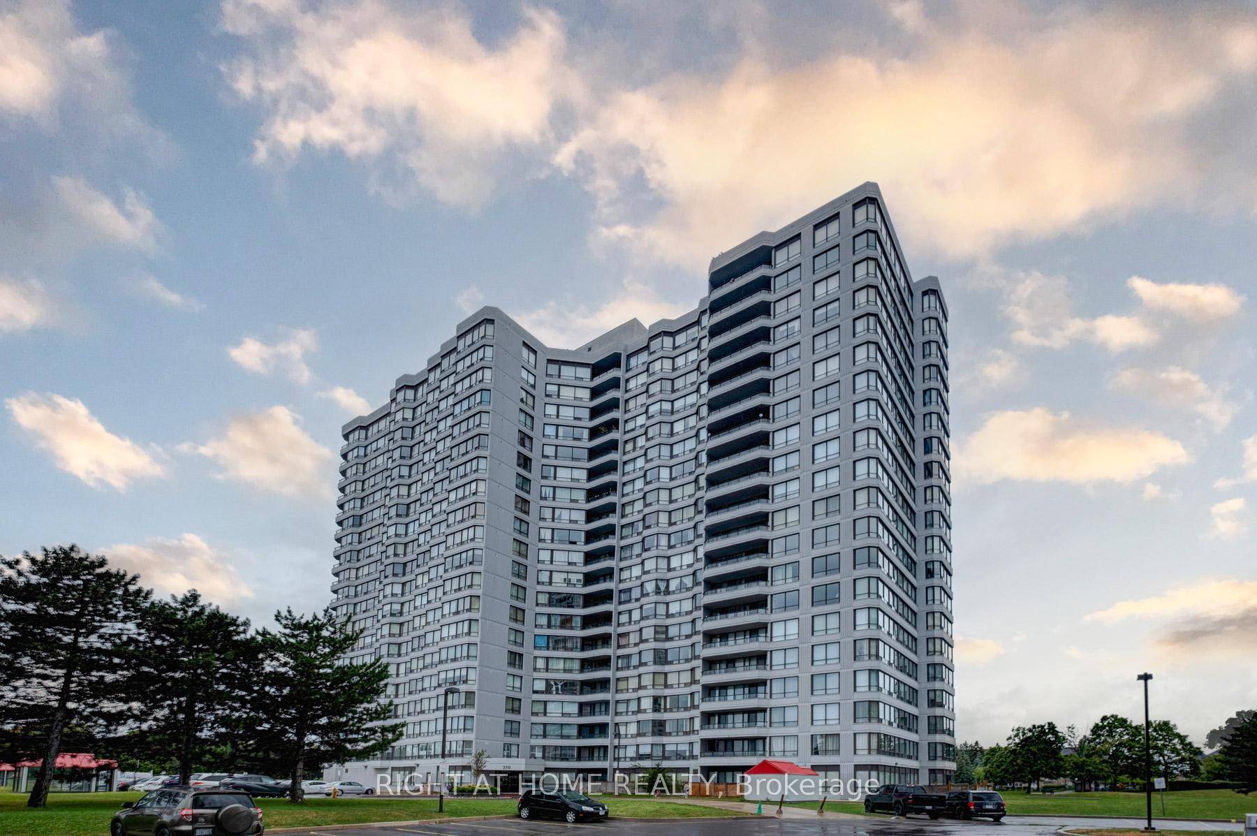 Bright amp ; spacious Corner Penthouse unit.