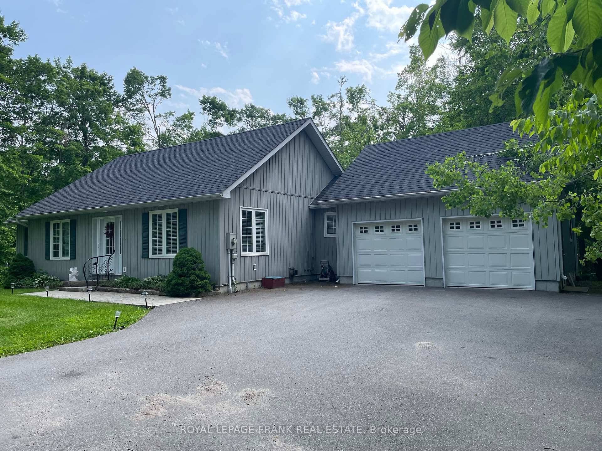 This charming open concept bungalow is just steps away from Eagonridge Resort Golf Club and Spa.