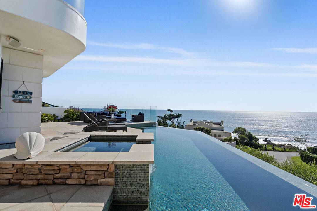 31554   Victoria Point Rd 3BR Malibu La