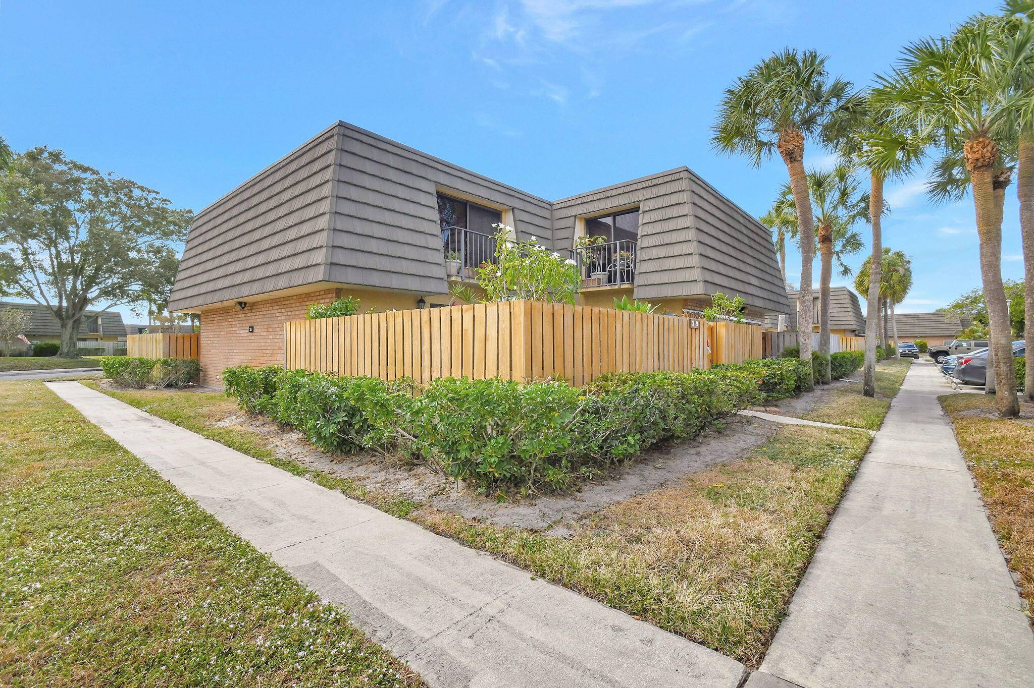 This charming 2 bedroom, 2.