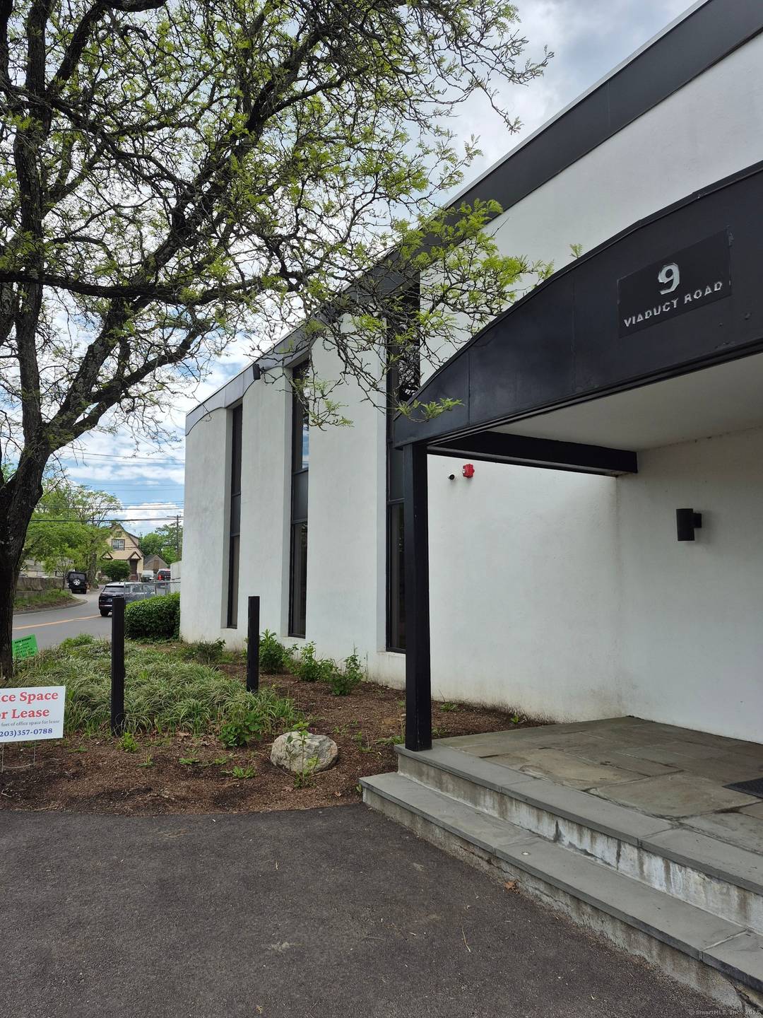 Second floor office space available immediately.