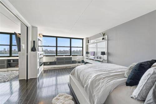 7004 BLVD EAST Condo New Jersey