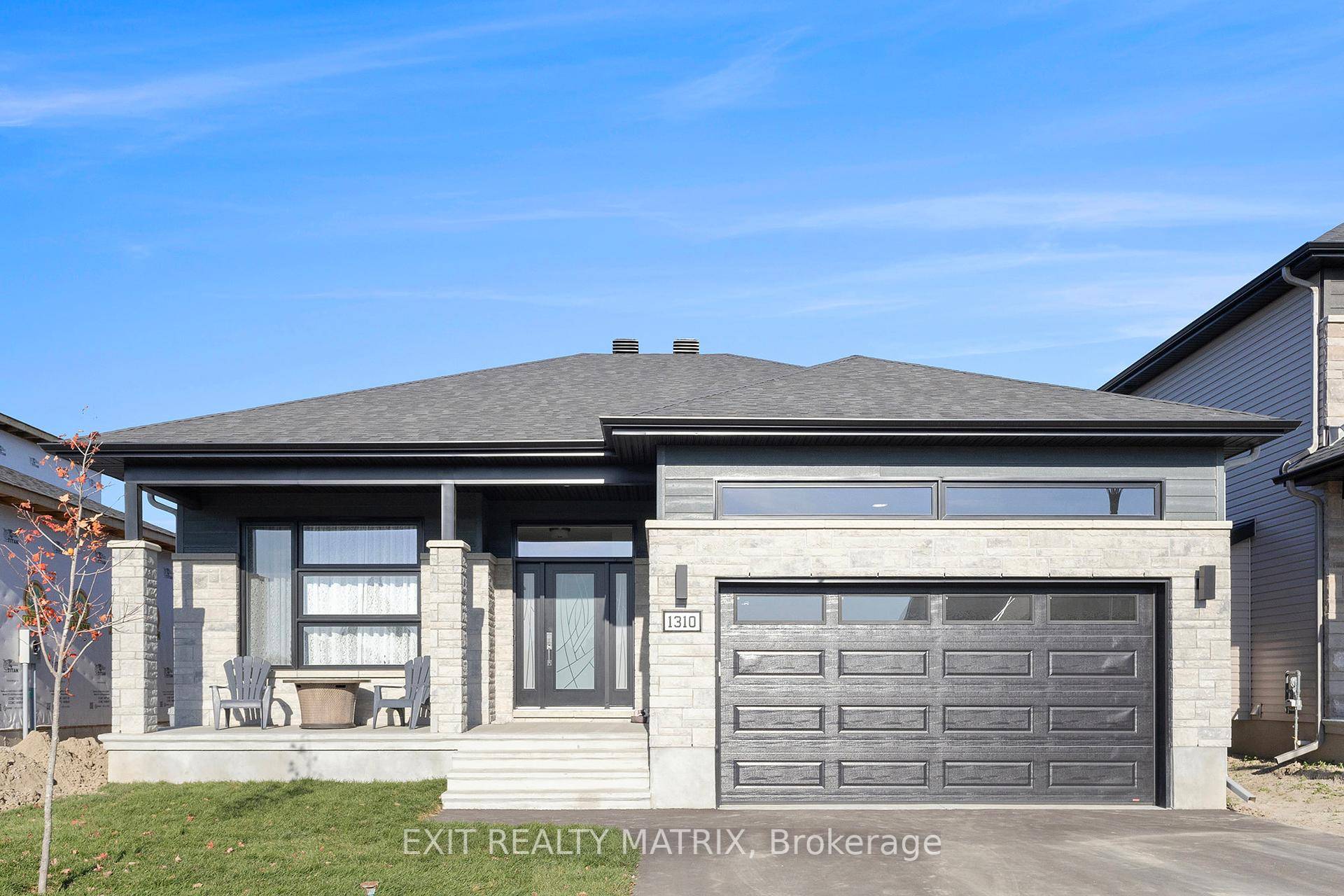 OPEN HOUSE Sunday June 29, 2 4pm PLEASE NOTE, SOME PHOTOS HAVE BEEN VIRTUALLY STAGED Welcome to this impressive 2024 built bungalow, offering a perfect blend of modern elegance and ...