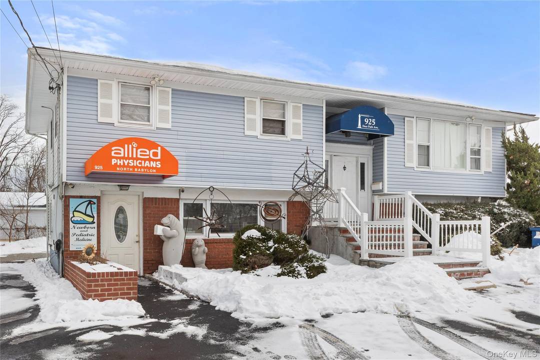 Commercial Space for Rent Medical Office Ready Well maintained commercial space currently configured as a medical office.