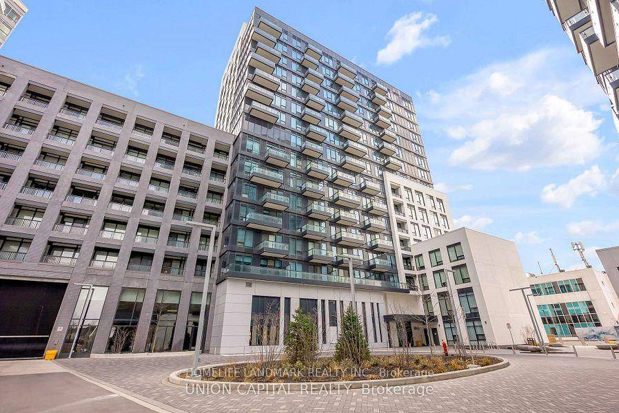 Modern living meets everyday convenience in this stylish 1 den suite at Westwood Gardens, located in the vibrant heart of Richmond Hill.