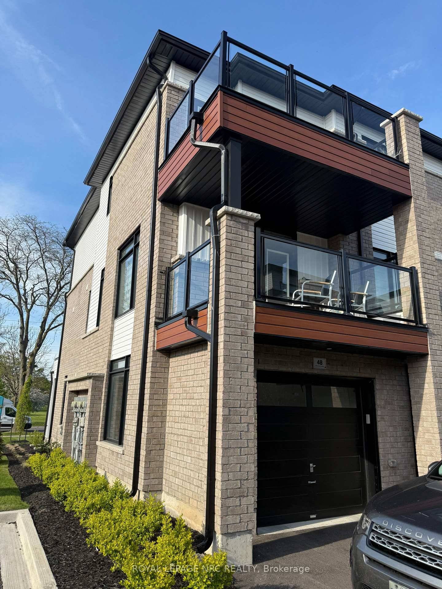This newer 3 storyTownhouse Condo Built in 2024 in the Pen Center Area close to Brock University and close to all amenities is located in a great area.