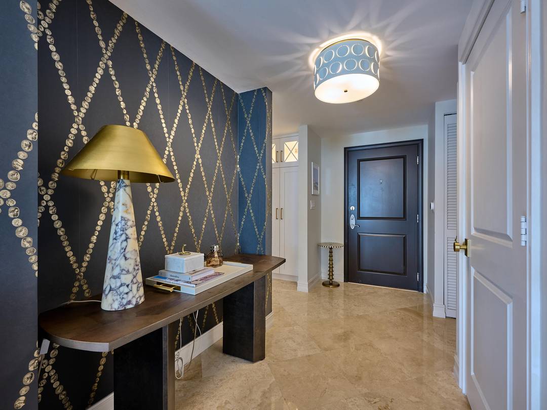 Rare opportunity to own a move in ready two story penthouse in one of Boca's premier luxury buildings, just moments from Mizner Park, fine dining, fitness studios, and upscale shopping.