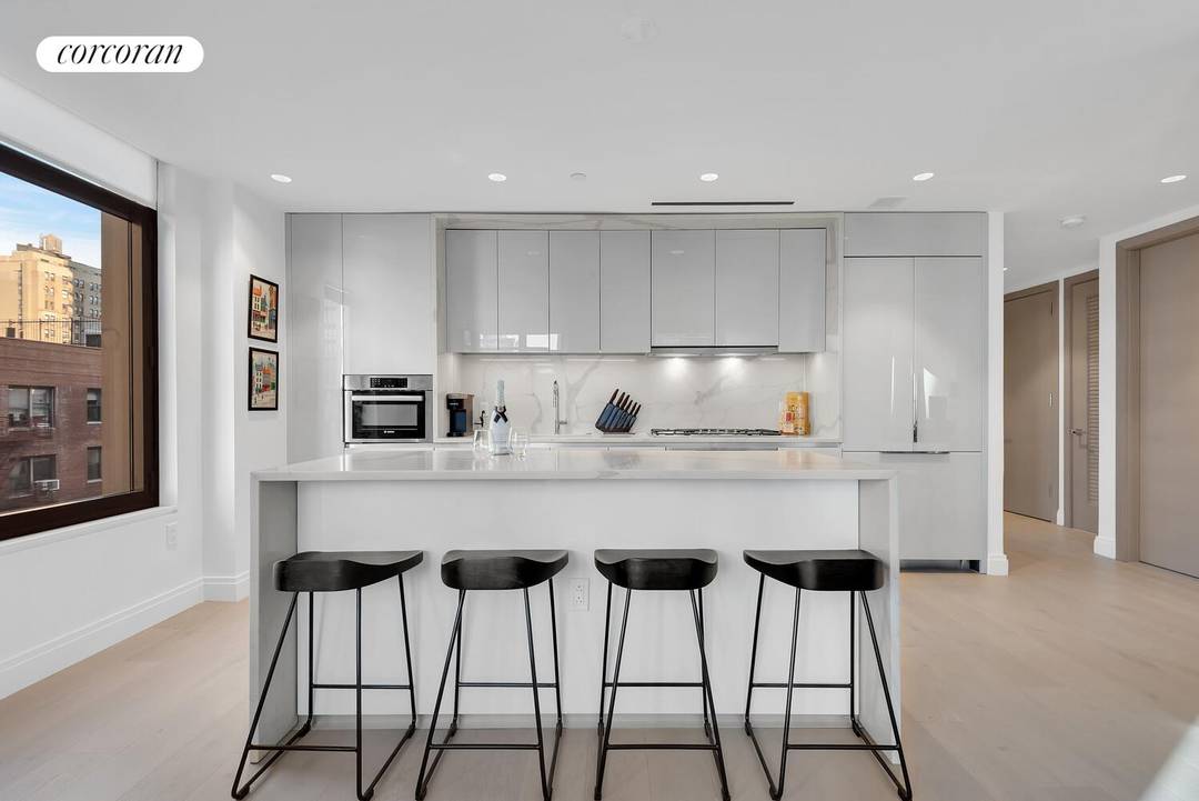 NEW TO MARKET FULL SERVICE CONDO WITH OPEN VIEWS !