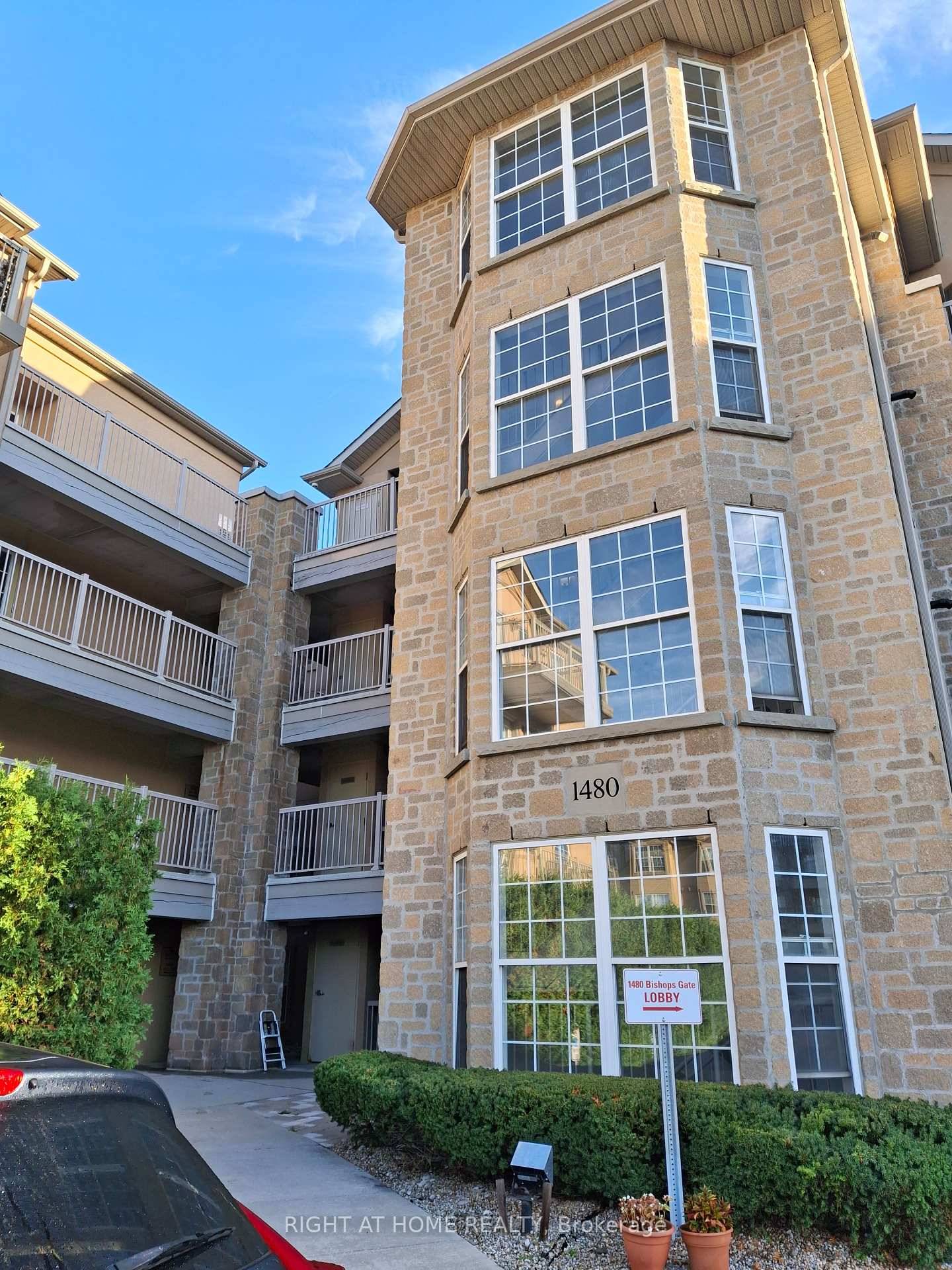 Beautiful Fully Renovated Main Floor Corner Unit With Balcony.