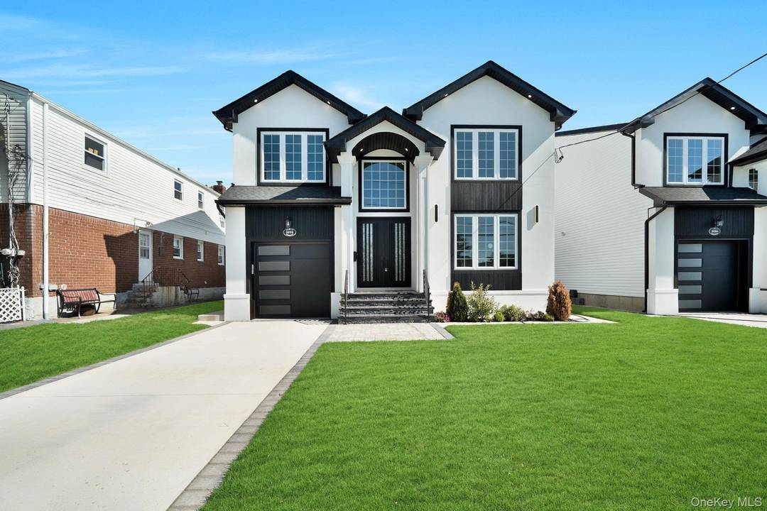 WELCOME TO MODERN LUXURY IN ELMONT !