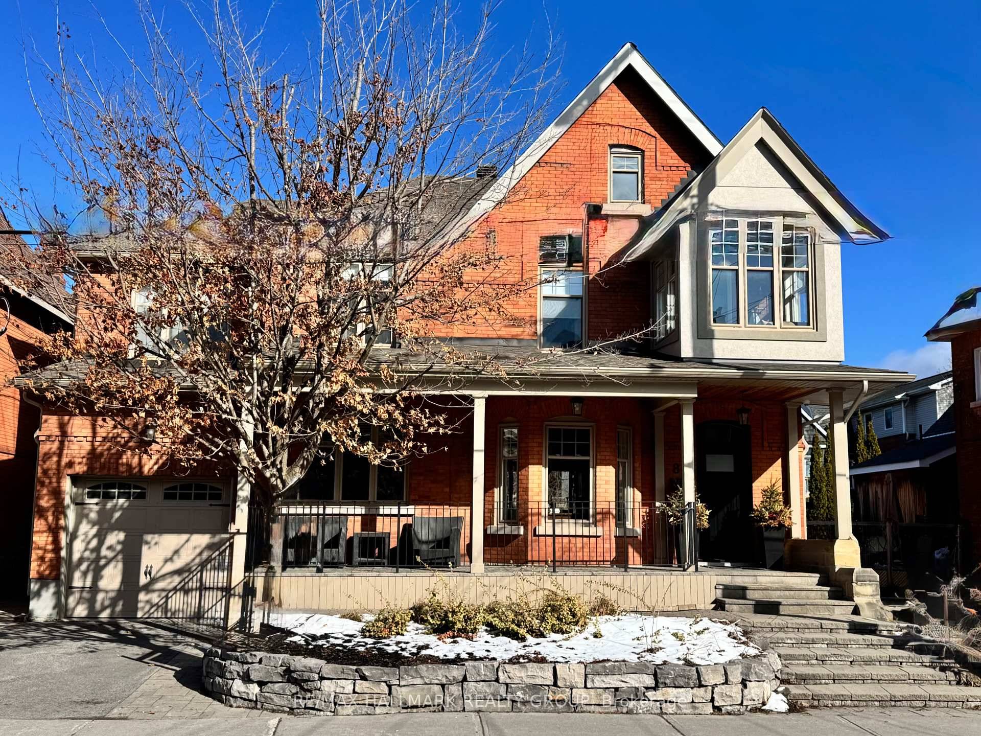 Discover this beautifully updated amp ; expanded classic yet chic Glebe residence.