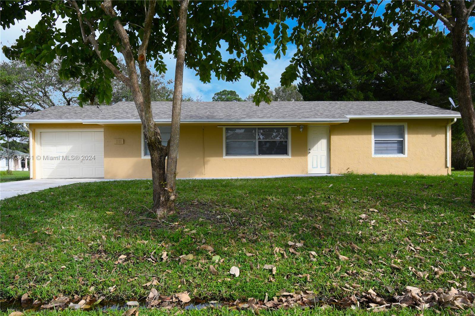 Welcome to this inviting 3 bedroom, 2 bathroom home, complete with an additional bonus room, situated on a generously sized corner lot.