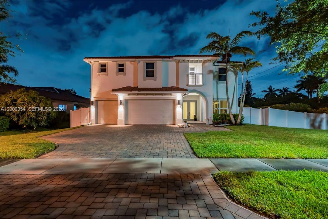 Welcome to the unique Cavalia Estate, where your search for the perfect home ends.