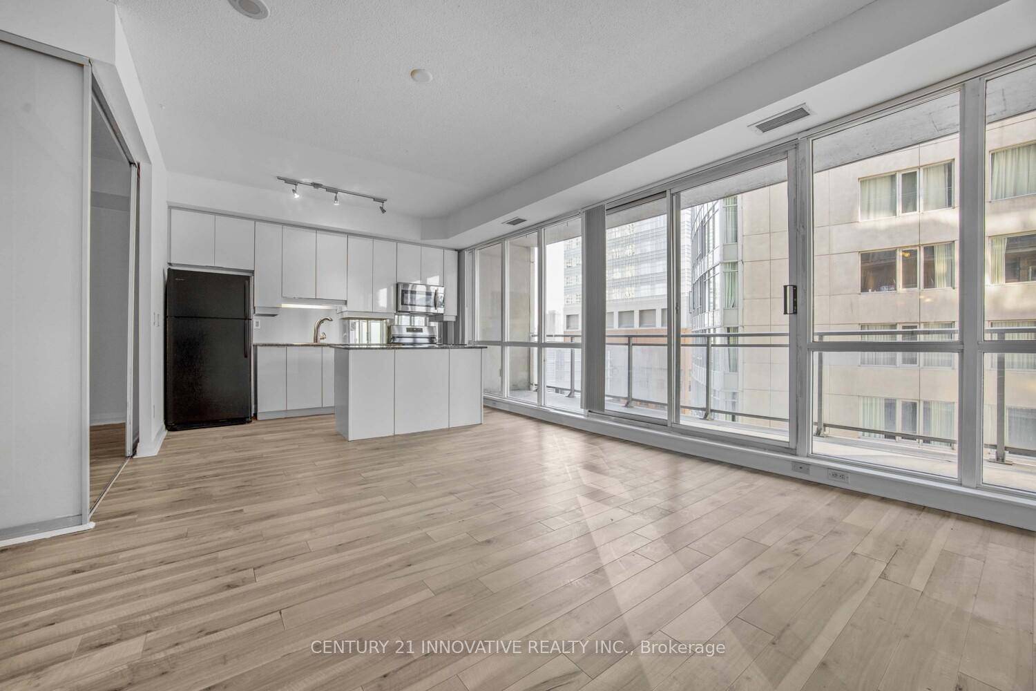 Welcome to 220 Victoria Street !