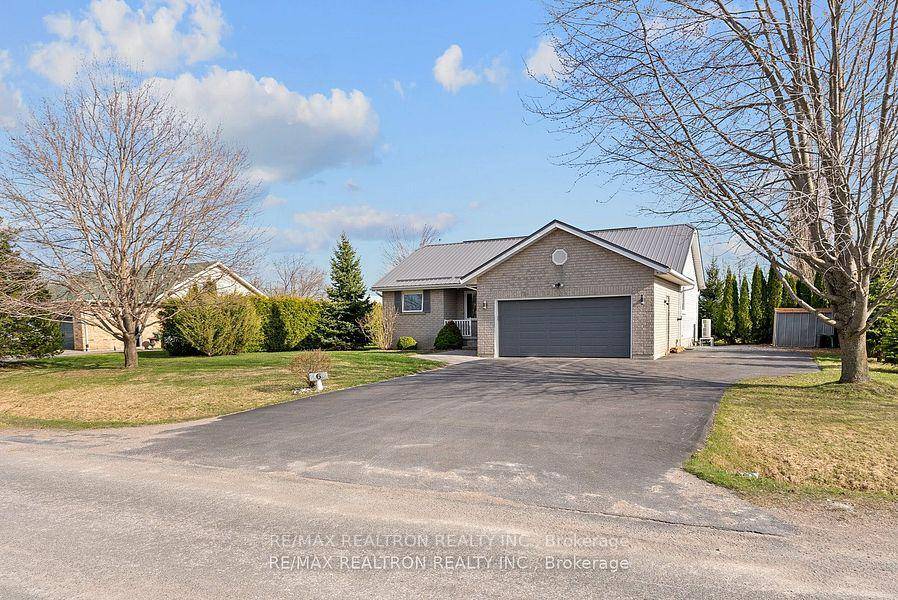 Charming Modern Bungalow in serene country subdivision !