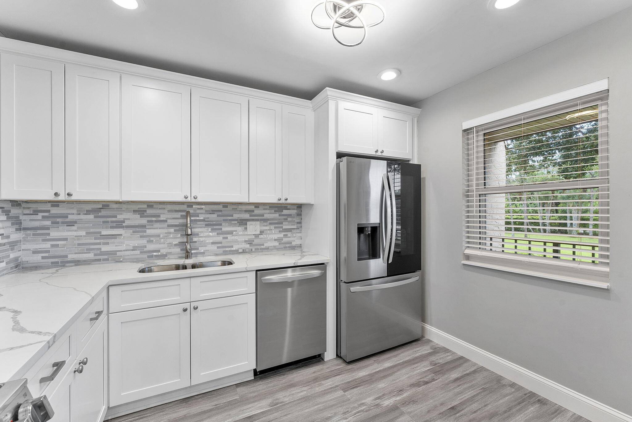 Beautifully renovated 1 bedroom, 1 bathroom condo in West Palm Beach offers modern living in a well maintained community.