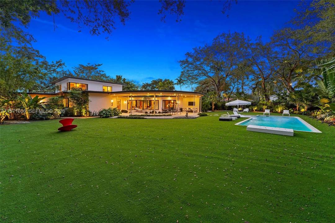 Shoreland The Revitalized Panorama House.