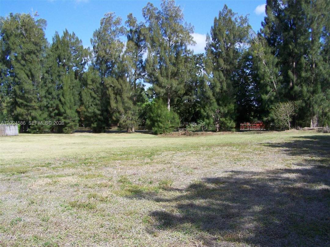 Rarely available 43, 560 sq.