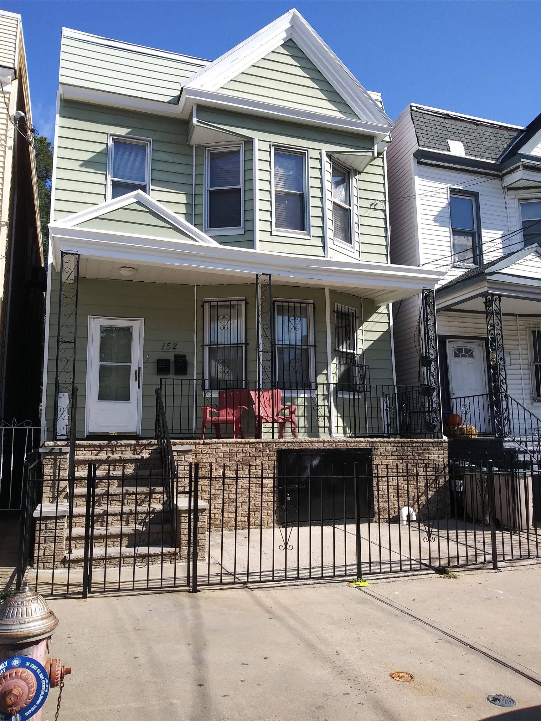 152 BAYVIEW AVE Multi-Family New Jersey