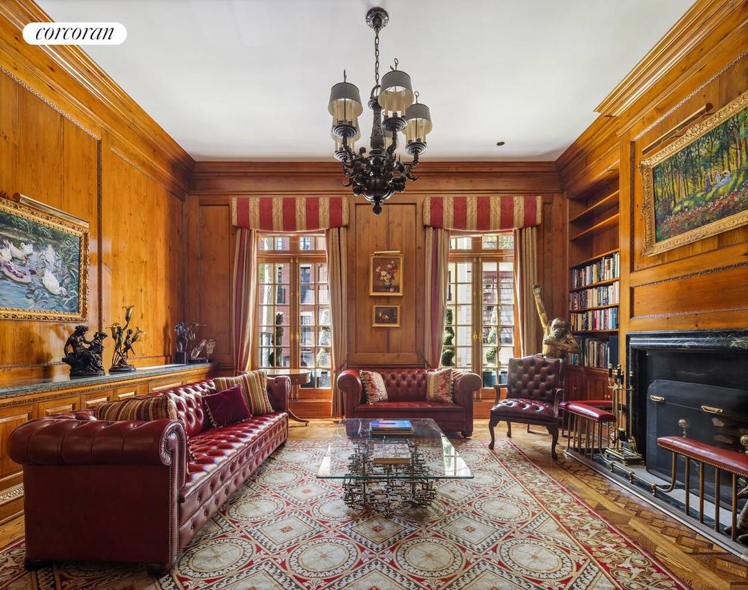 163 East 64th Street is an extraordinary historic residence located on one of Manhattan's most prestigious and picturesque townhouse blocks.