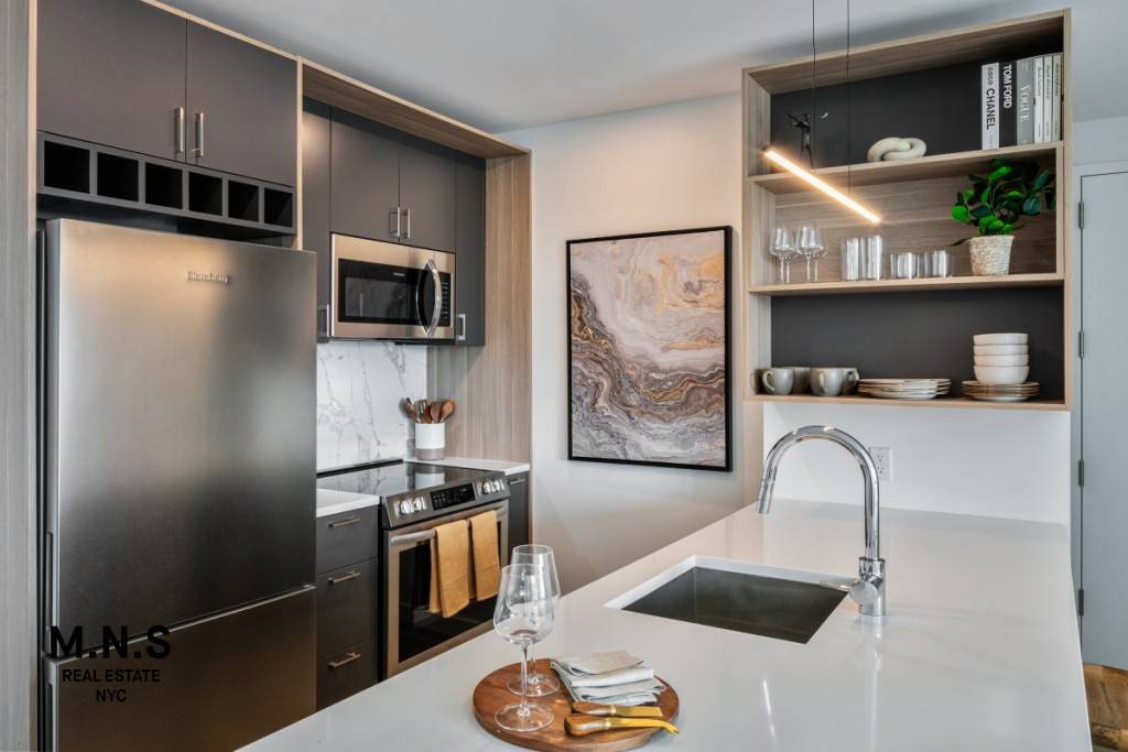 2 Bedroom 1 Bathroom with Large Private Terrace Available Now in WoodsideWelcome to SOLA Where Luxury Meets ComfortDiscover modern living at SOLA, where our thoughtfully designed apartments offer a seamless ...