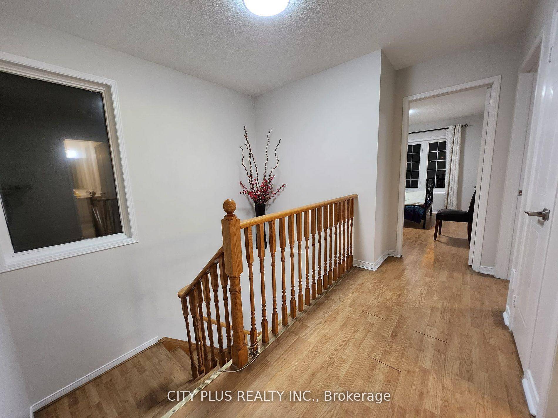Welcome to this 4 bedroom detached house located in Scarborough.