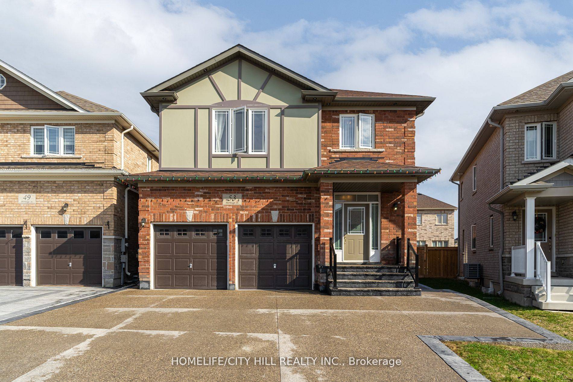 This Bright And Charming Home Offers 4 Large Bedrooms And 4 Washrooms.