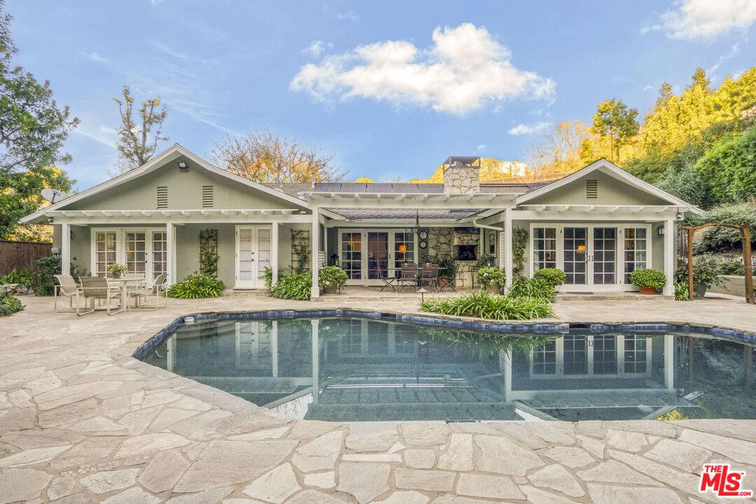 9420   Eden Dr 4BR Beverly Hills Post Office | B.H.P.O. La
