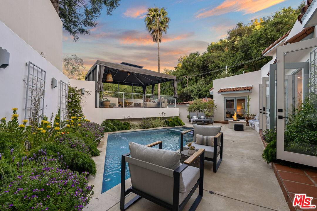 8701 Wonderland Park Ave 5BR Hollywood Hills East La