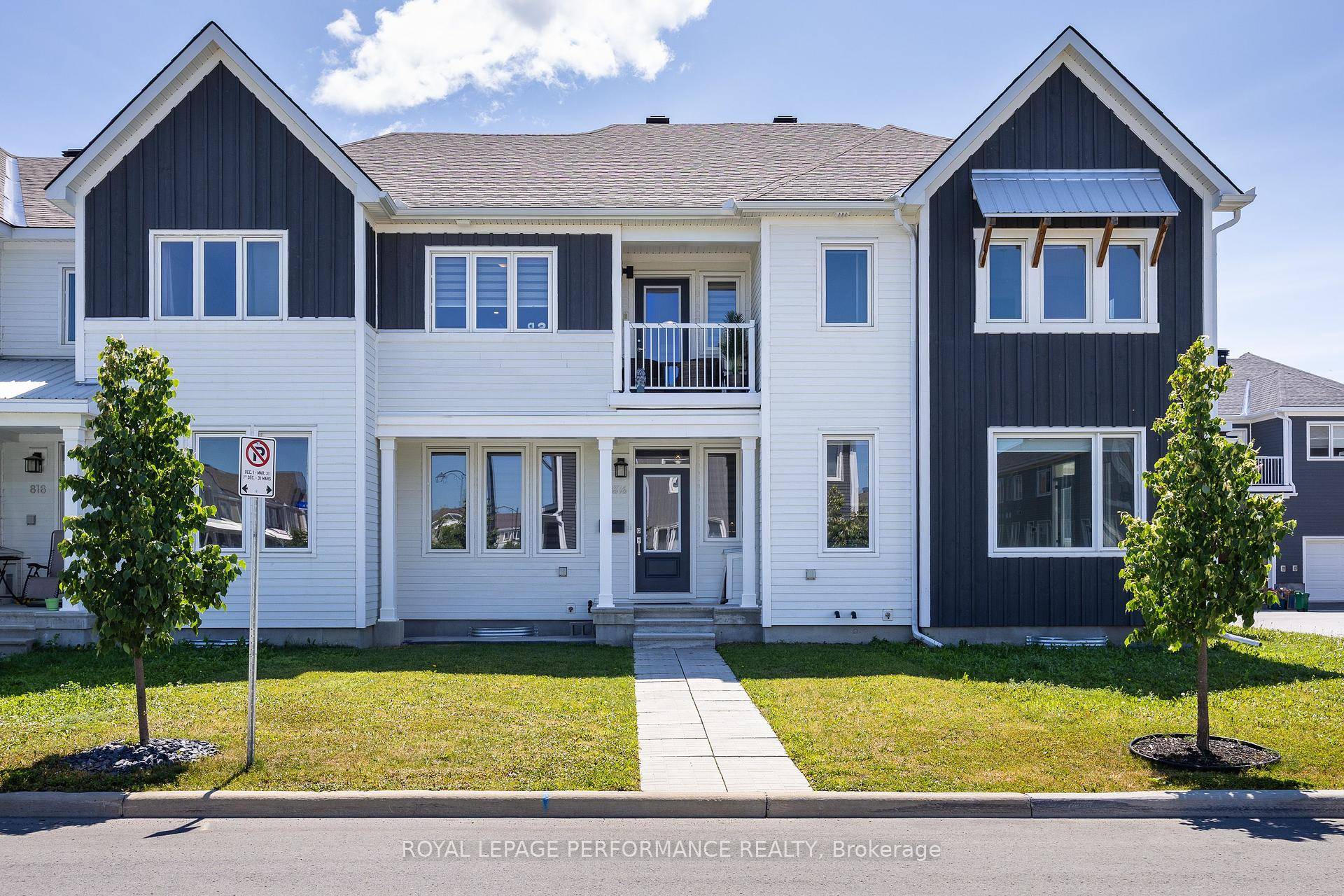 Extensively upgraded townhouse in cozy Richmond in mint condition offering loads of extras amp ; attention to detail.