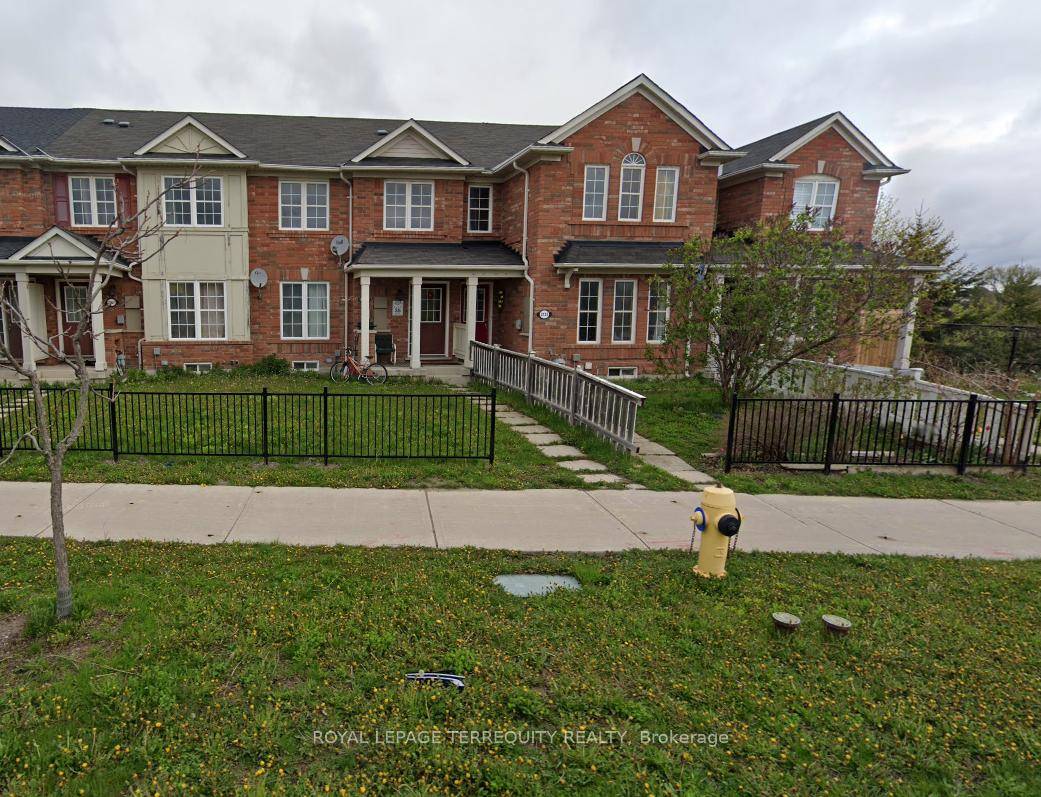 Welcome to this well maintained 2 storey townhouse nestled in a highly sought after neighborhood.