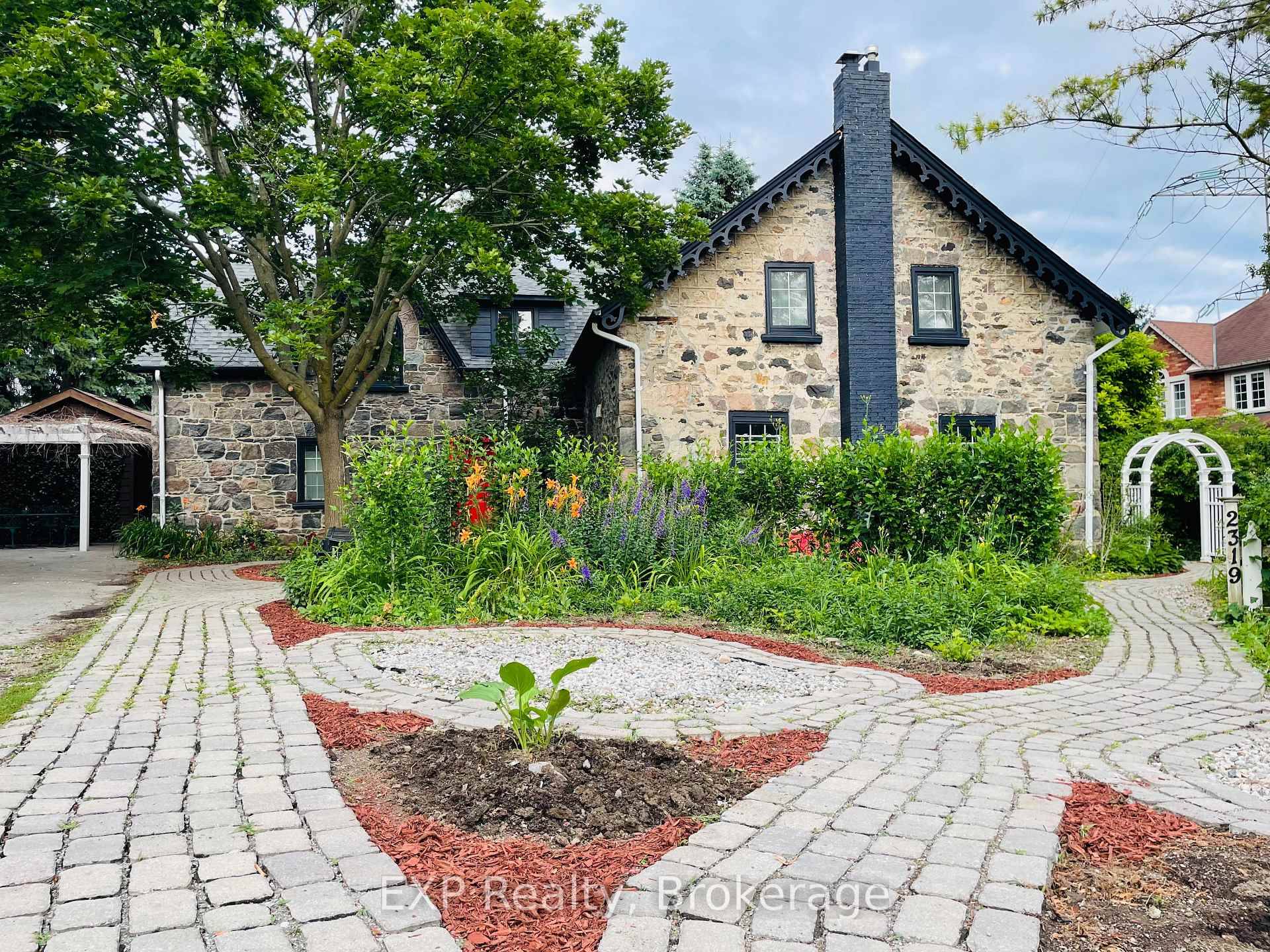 A Beautiful Heritage Stonehouse on a 104 x 144 Pie cut Lot in the Heart of City Pickering.