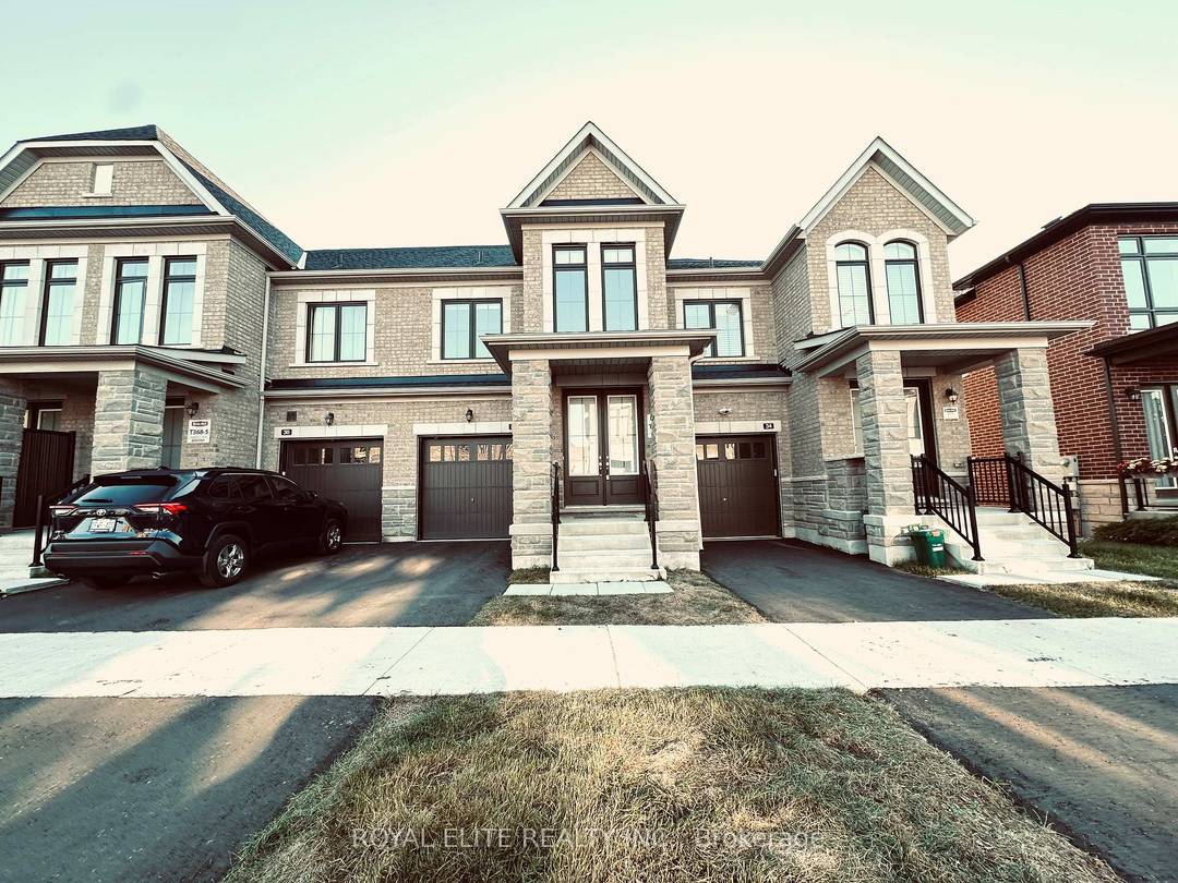 Brand new luxury modern townhouse in Richmond Hill, Pond View, WALK OUT FINSHED BASEMENT with lots of upgrades.