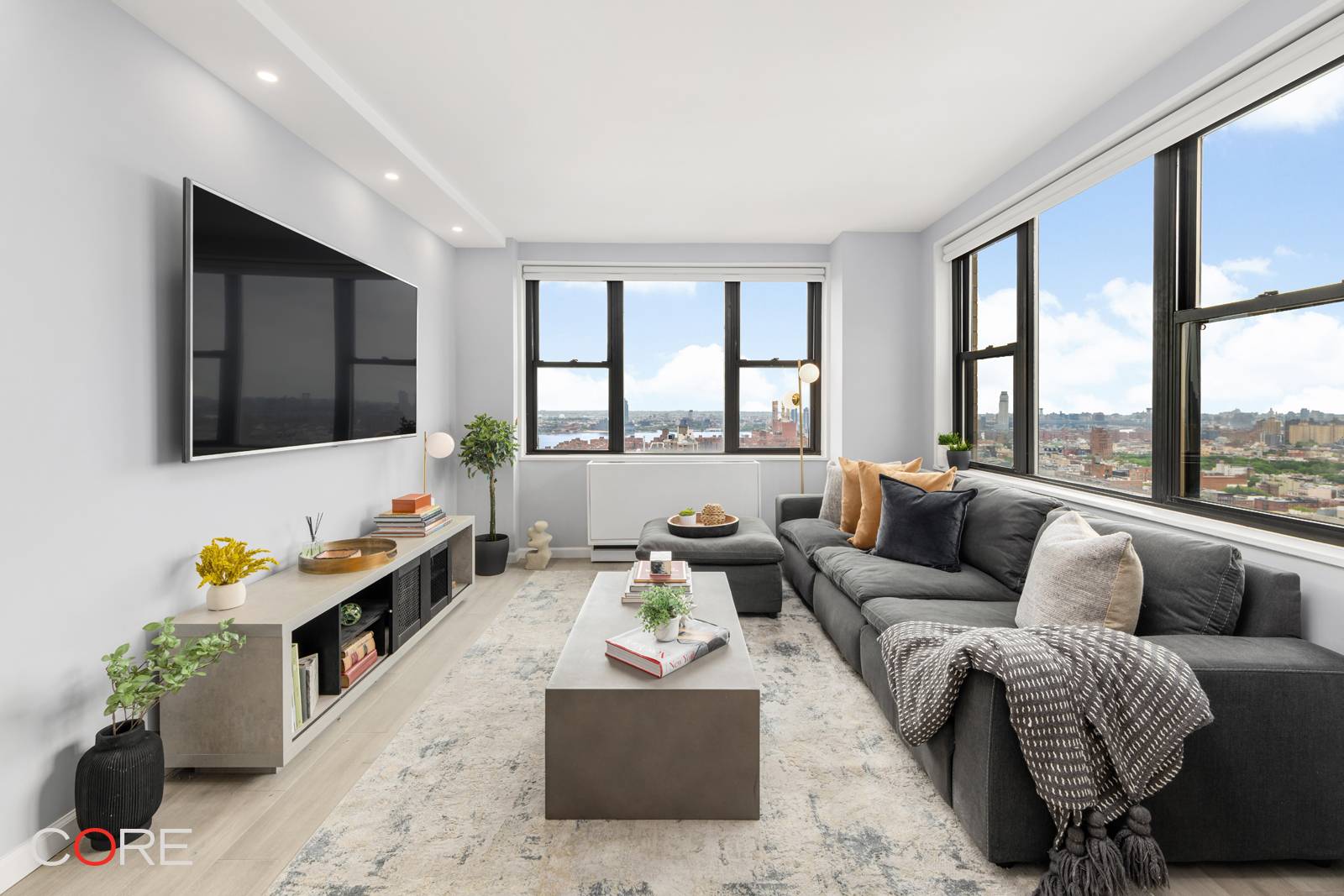 Sky High Living in Gramercy 32nd Floor Stunner with Panoramic Views.