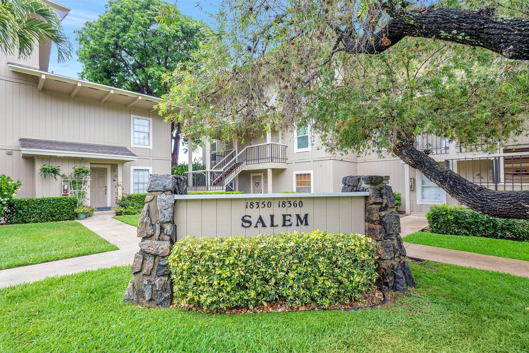 Escape to a relaxed, coastal lifestyle in this winter retreat nestled in Tequesta's manned gated Riverbend Country Club.
