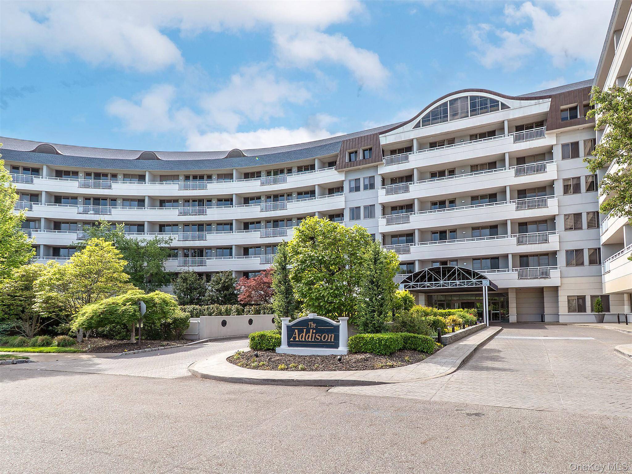 Beautiful and airy condo at the the much desired Harbor View Community situated on the North Shore of Long Island where luxury meets comfort 55 Empty and ready to go ...