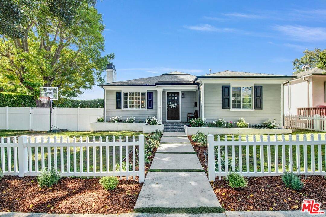 12233   Malone St 3BR Marina Del Rey La