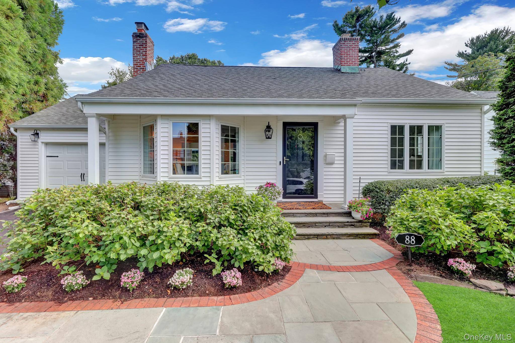 Welcome to 88 Fairmount Street, ideally situated in the heart of vibrant, highly sought after Huntington Village !