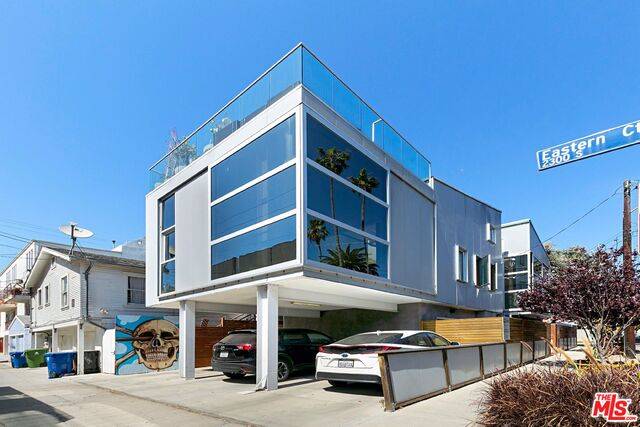 487   Carroll Ave Marina Del Rey LA