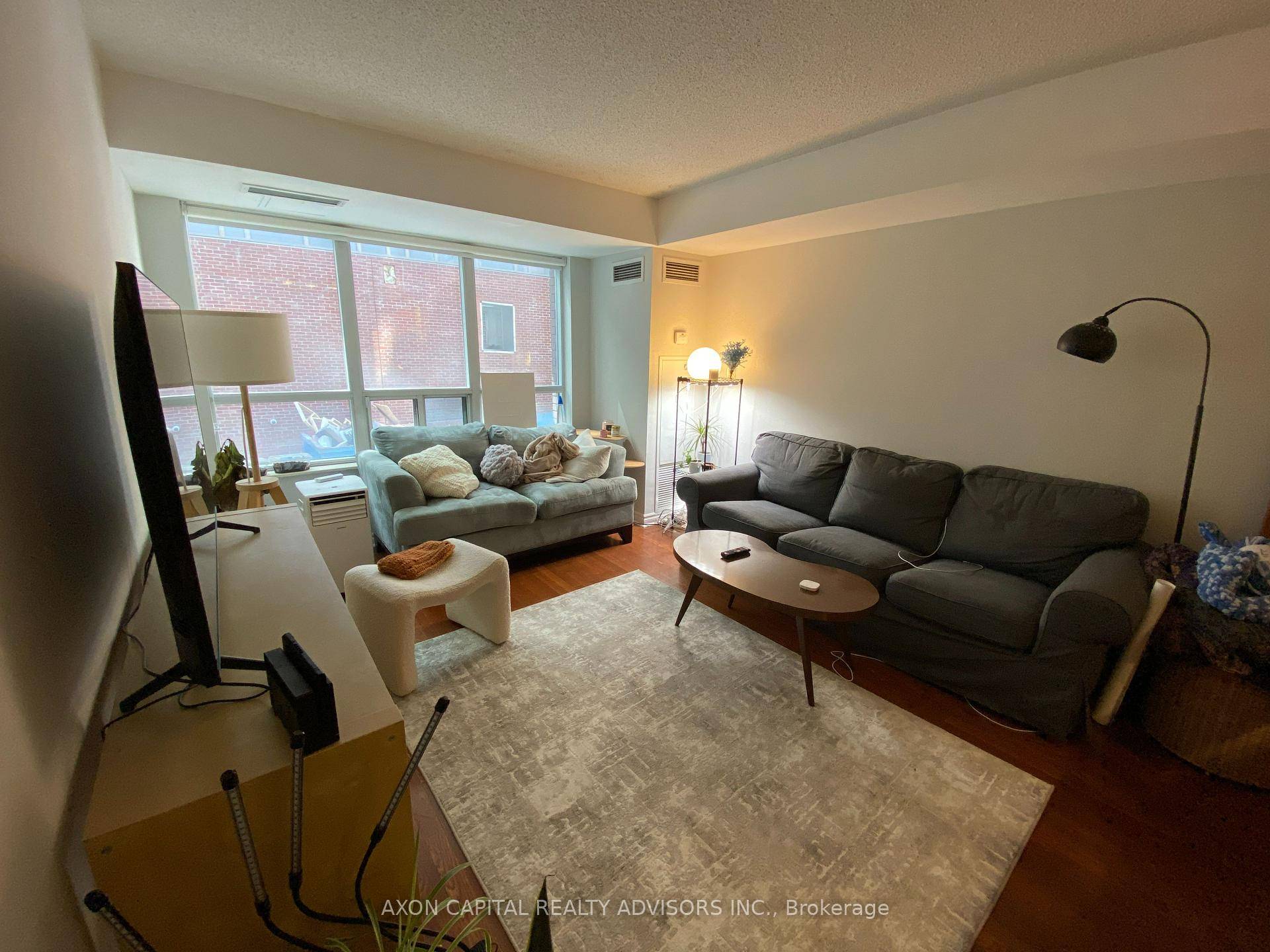 Spacious 2 Bedroom Suite Approx.