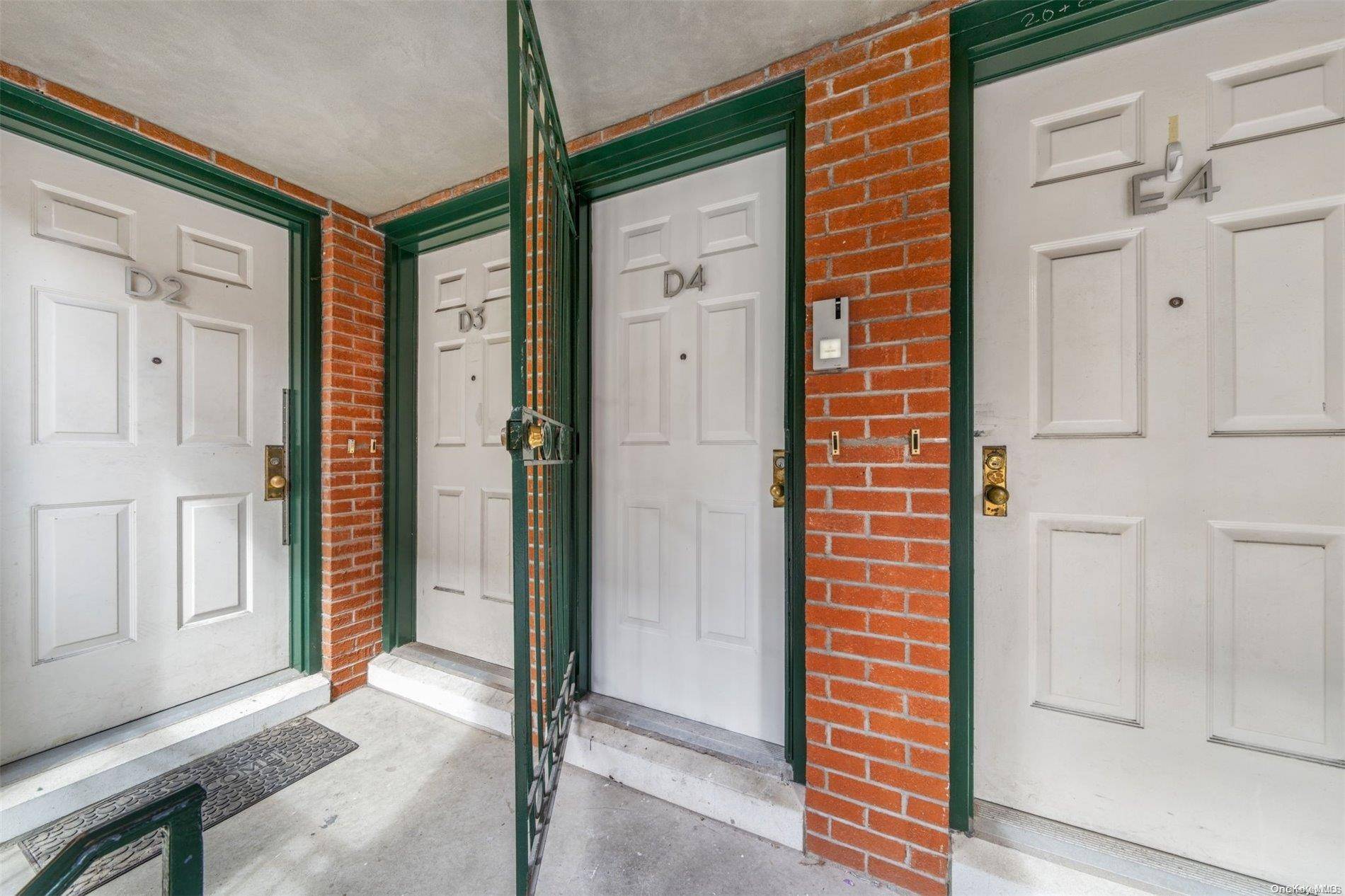 This stunning duplex condo, featuring 4 spacious rooms with 2 bedrooms and 1.