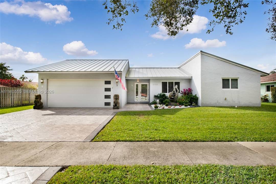 Welcome to this stunning lakefront home in the highly sought after Forest Lake community of Cooper City.