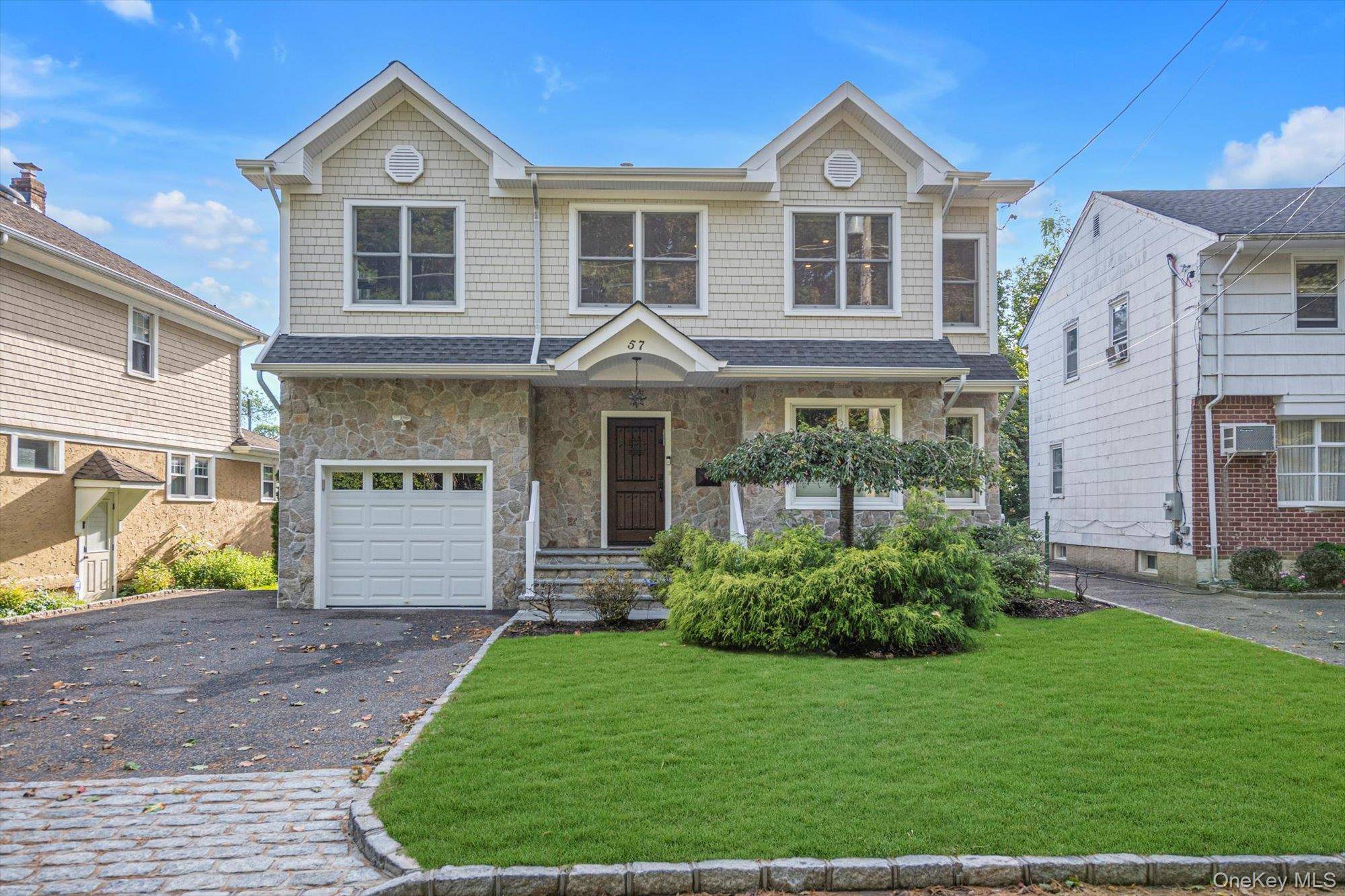 Home Sweet Home ! Welcome to East Hills Beautiful Custom Built Colonial, featuring Open Floor Plan, High Ceilings on 1st Fl.