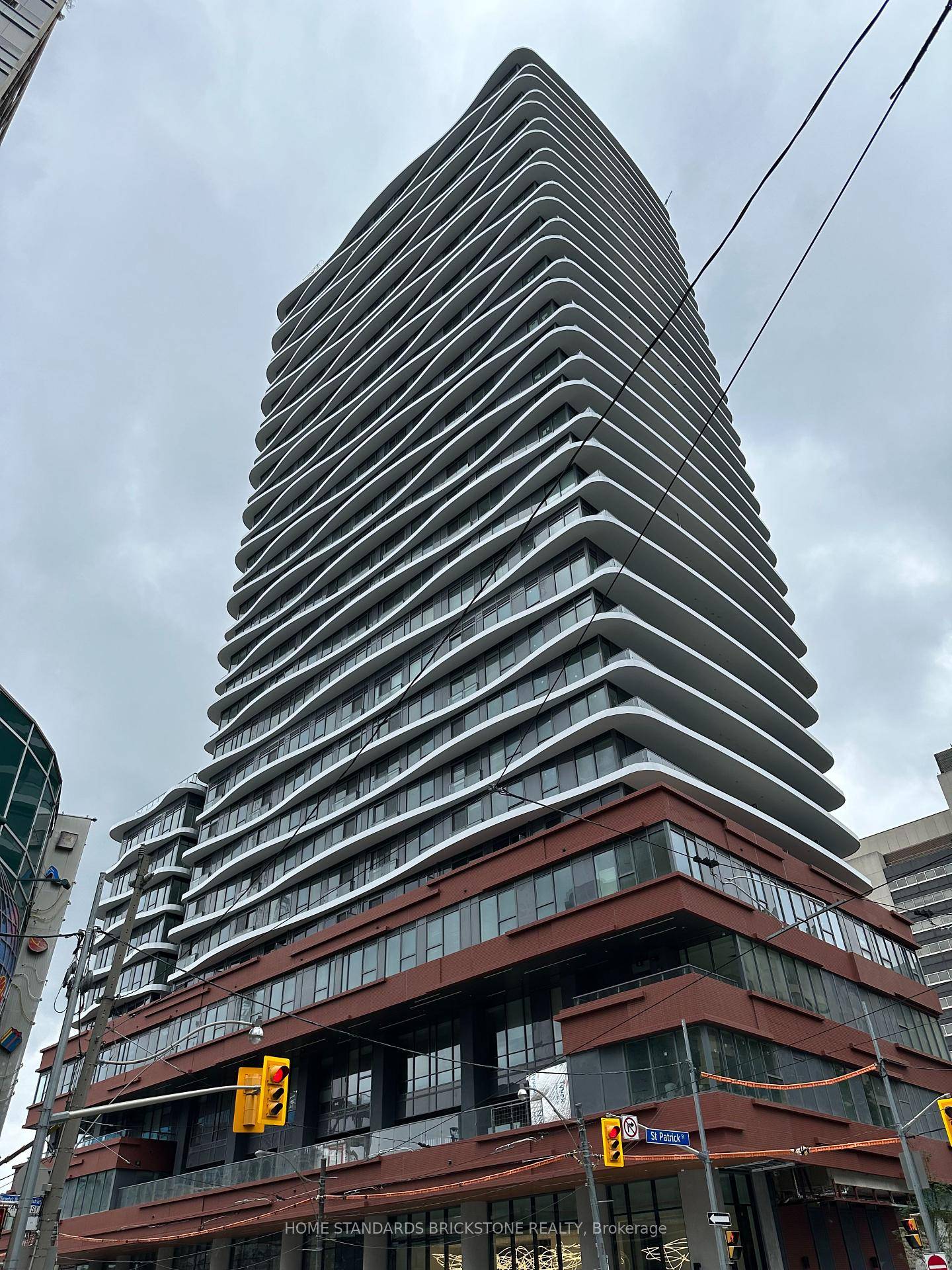 Come Live In This Brand New, Never Lived In 1 Bedroom Den Condo Unit, Located Between The Financial District And Chinatown In Downtown Toronto.